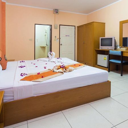 Guesthouse Belvedere Patong Bagian luar foto